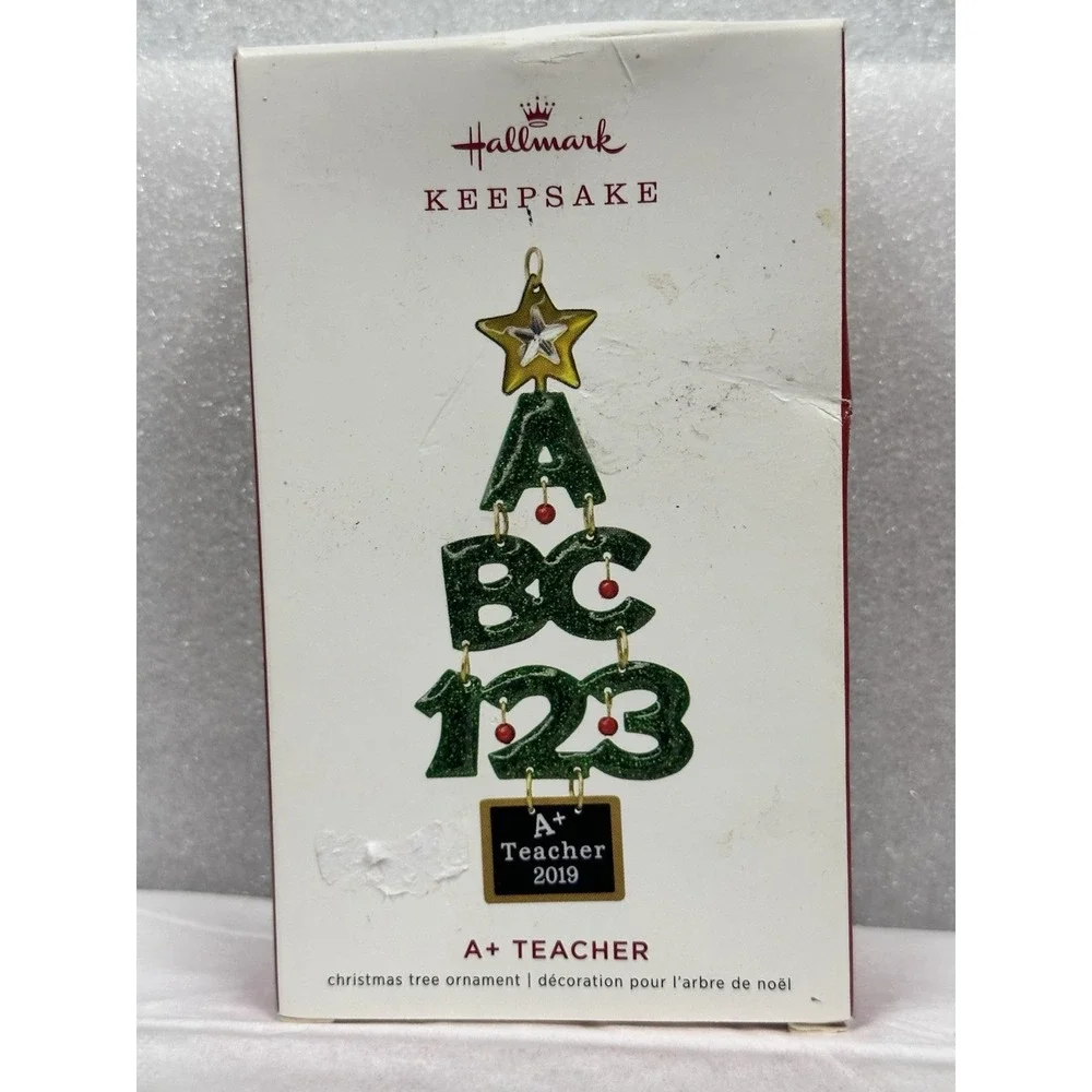 Hallmark A+ Teacher 2019‎ Christmas Ornament New In Box Teacher Gift Christmas